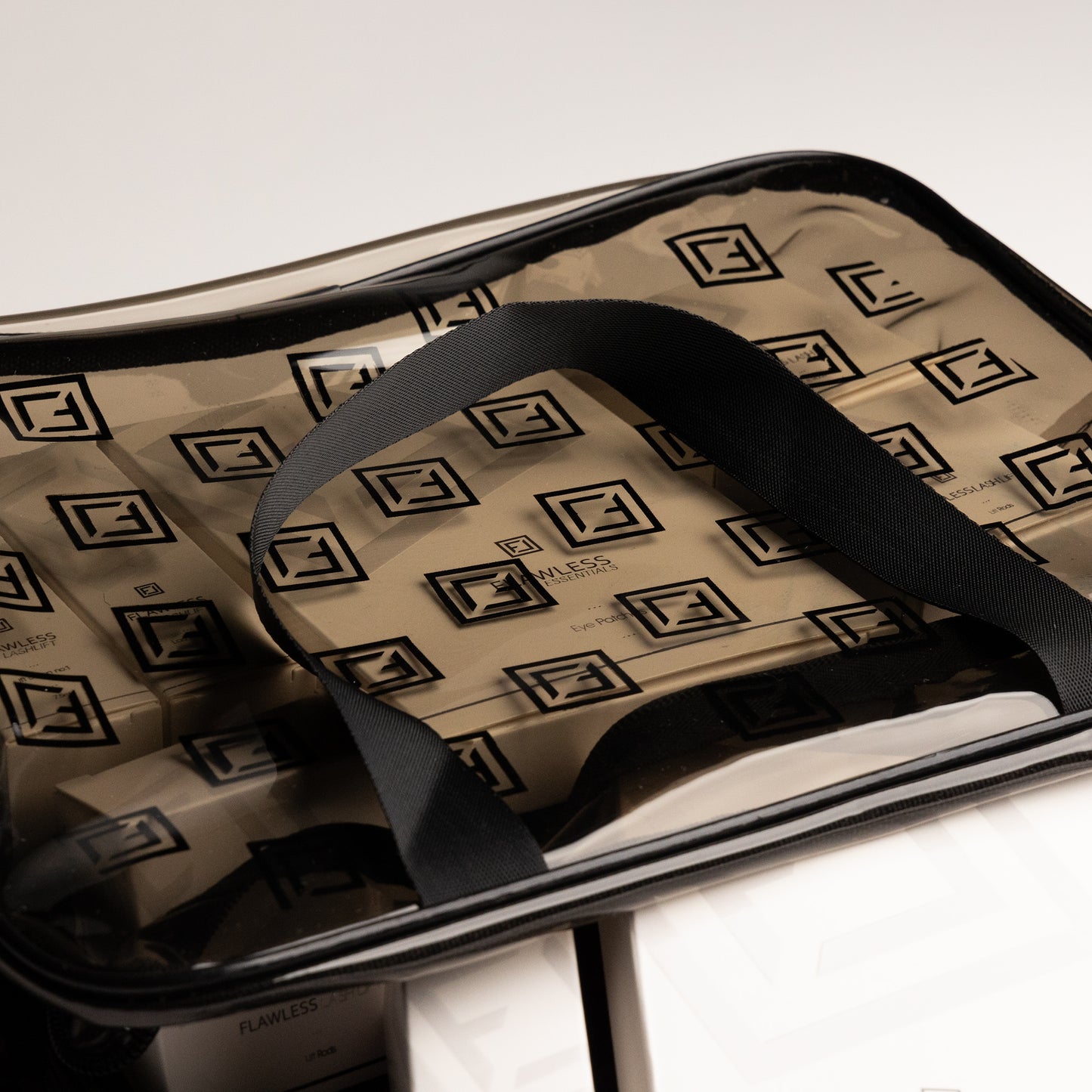 lash tasche praktisch mit viel Stauraum
