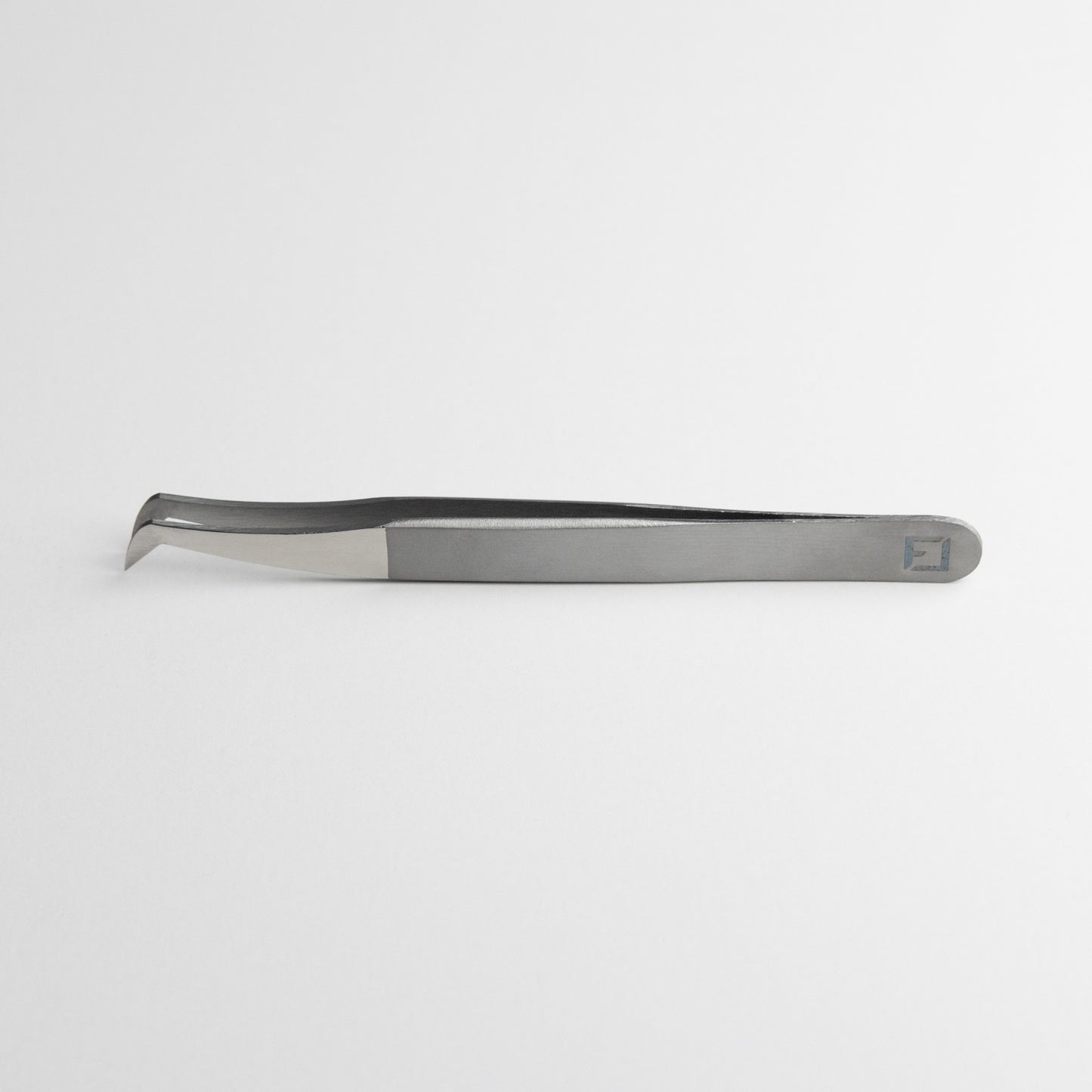 easy fan Pinzette für Wimpernverlängerung Testsieger Tweezer aus hochwertigem Edelstahl Seitenansicht in silber