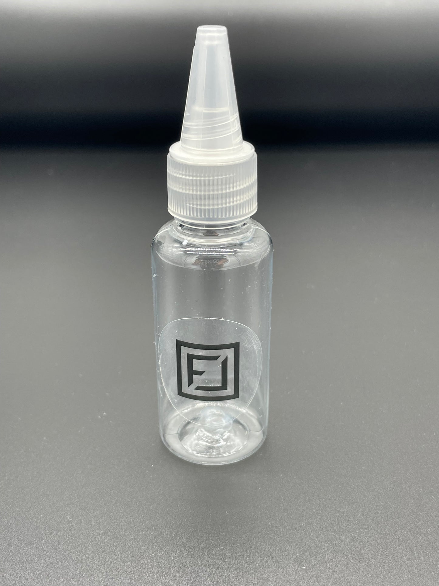 leere Abfüllflasche für Flüssigkeiten /Kochsalzlösung