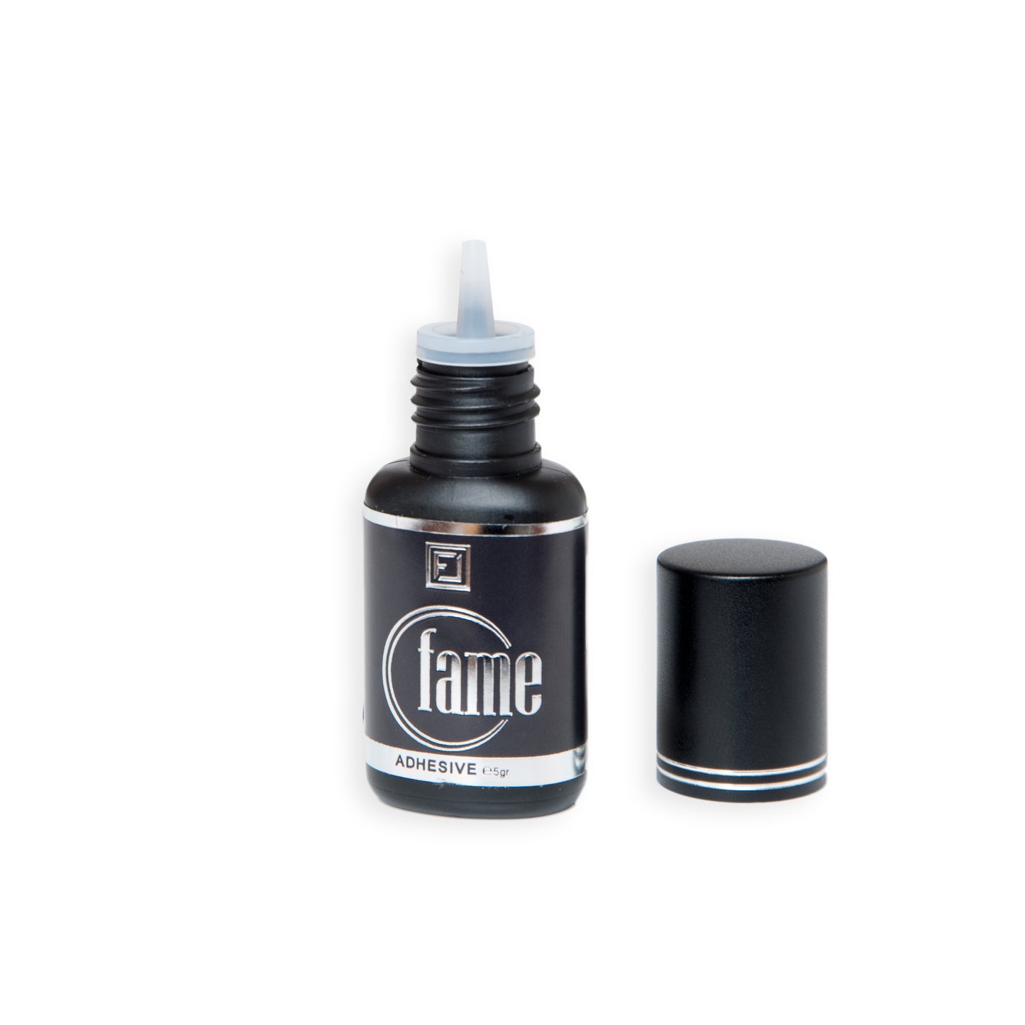Fame professioneller Wimpernkleber schnelltrocknender Wimpernkleber mit niedriger Luftfeuchtigkeit für Wimpernverlängerung in schwarz mit offenem Deckel .