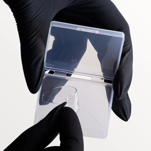 Glueless Flat Korean Lash Lift Shields in hygienischer Box – wiederverwendbare Silikonpads für präzises Lash Lifting ohne Kleber